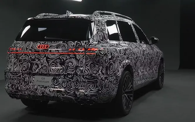 Audi Q9 Rear View