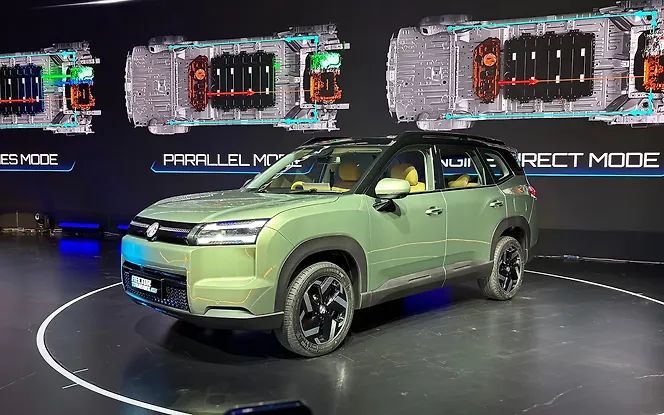 MG Hector Tomahawk EV
