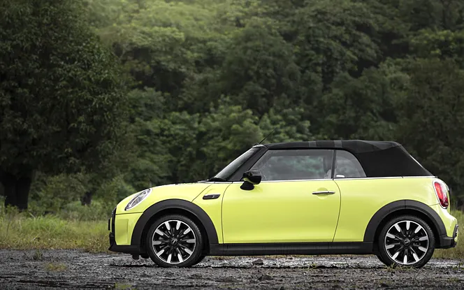 MINI Cooper Convertible Left View