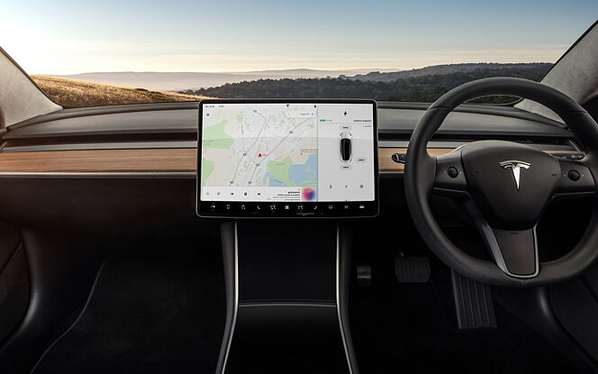 Tesla Model 3 DashBoard