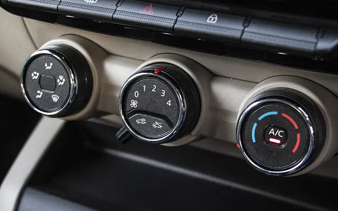 Renault Triber [2019-2023] AC Controls
