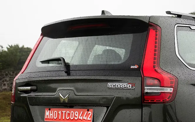 Mahindra Scorpio N Rear Windscreen