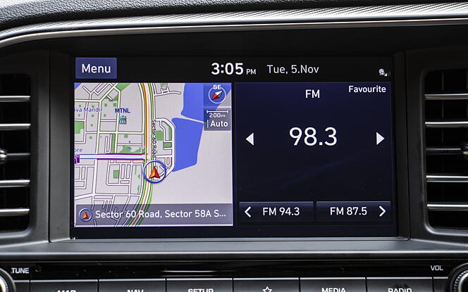 Hyundai Elantra Infotainment Display