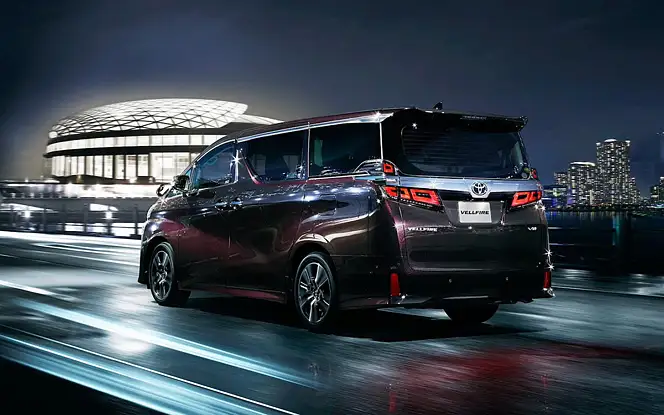 Toyota Vellfire Rear View