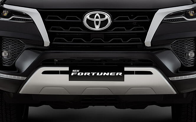 Toyota Fortuner Front Grille