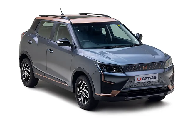 Mahindra XUV400 Front Right View