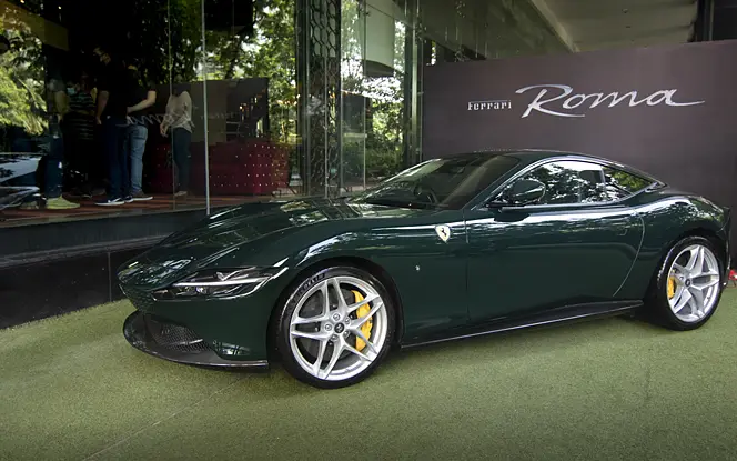 Ferrari Roma Front Left View