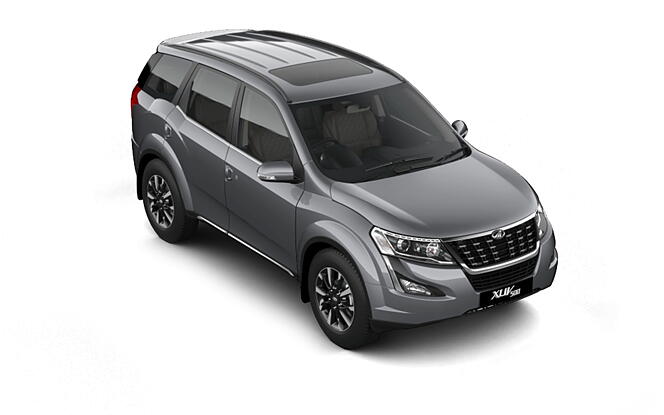 Mahindra XUV500 - Moondust Silver