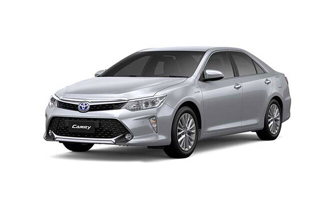 Toyota Camry 2015 - Silver Metallic