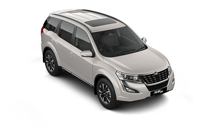 Mahindra XUV500 - Pearl White