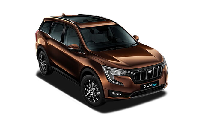 Mahindra XUV700 Burnt Sienna