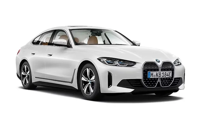 BMW i4 Mineral White metallic