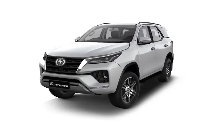 Toyota Fortuner Super White