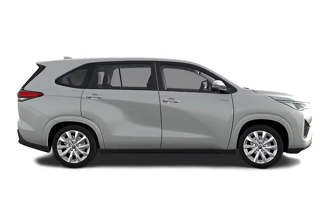 Toyota Innova Hycross Platinum White Pearl