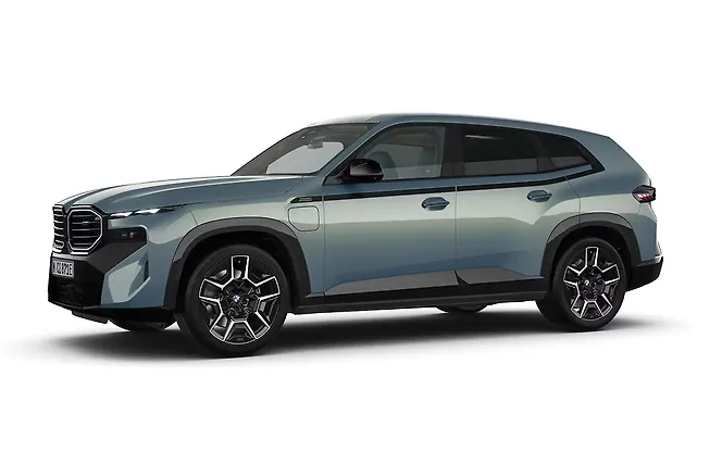 BMW XM Cape York Green metallic