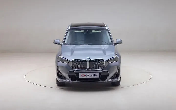 BMW iX1 LWB 360 view