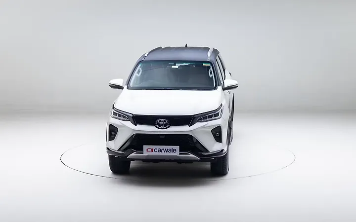 Toyota Fortuner 360 view